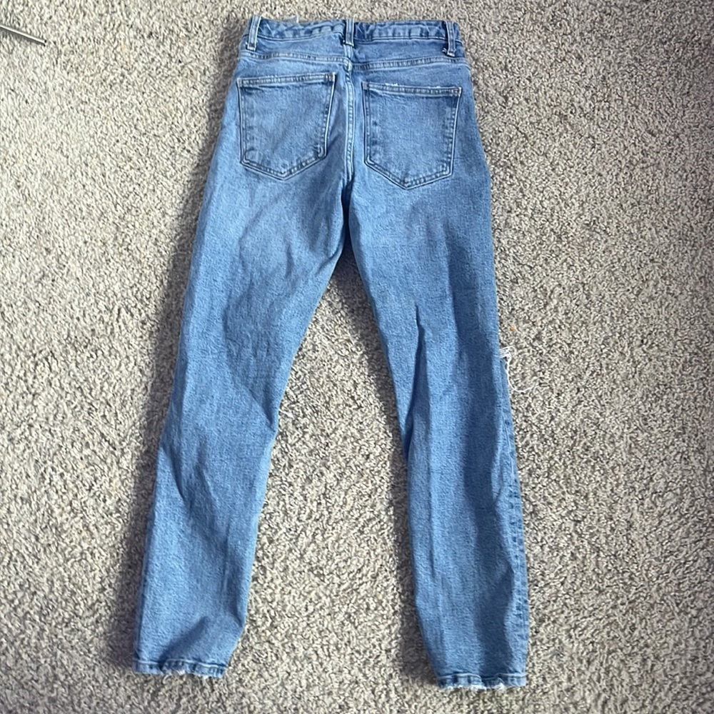 Zara Ripped Jeans - Picture 3 of 3